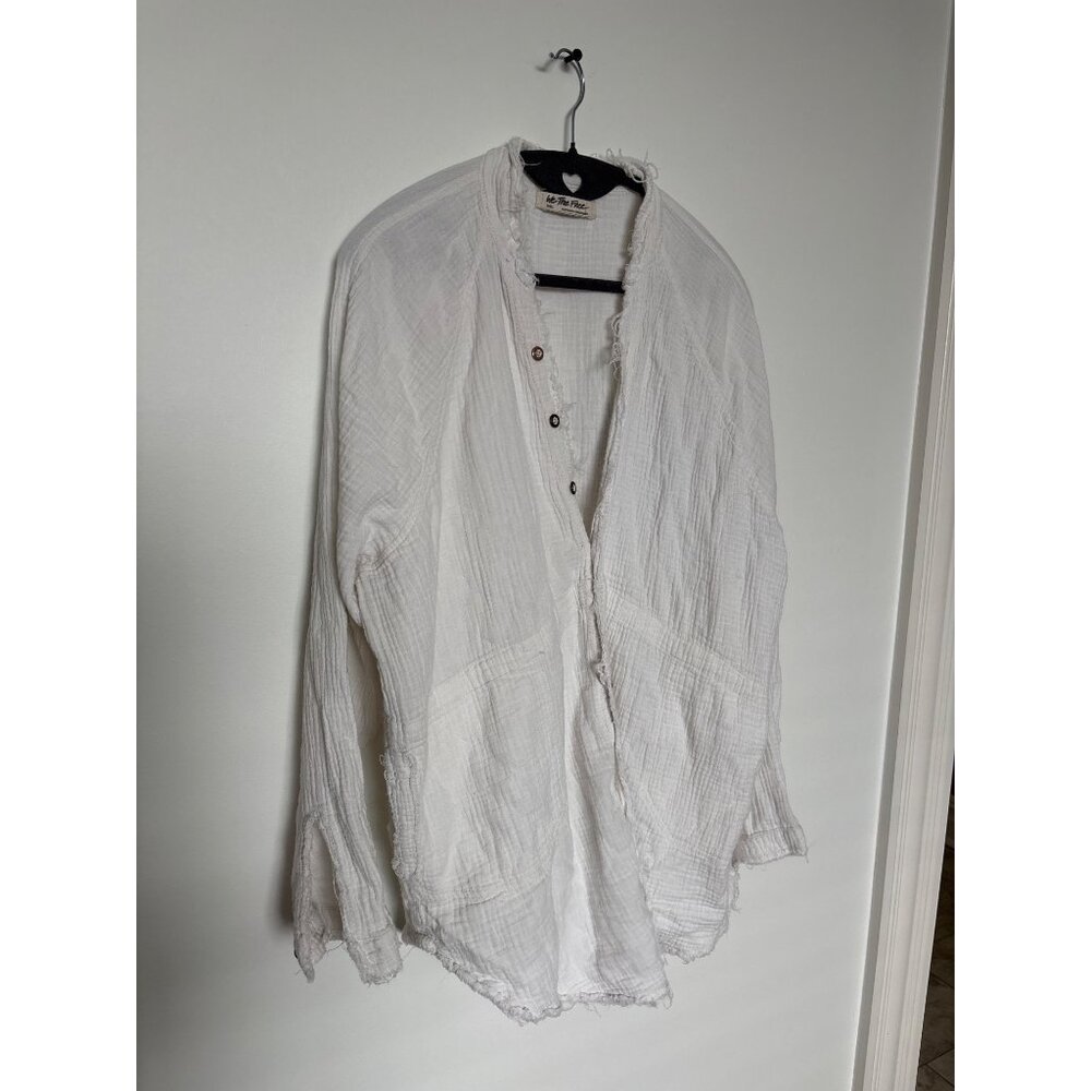 Free People Daydreamer White Textured Button-Down Top, lightly worn - Picture 2 of 5